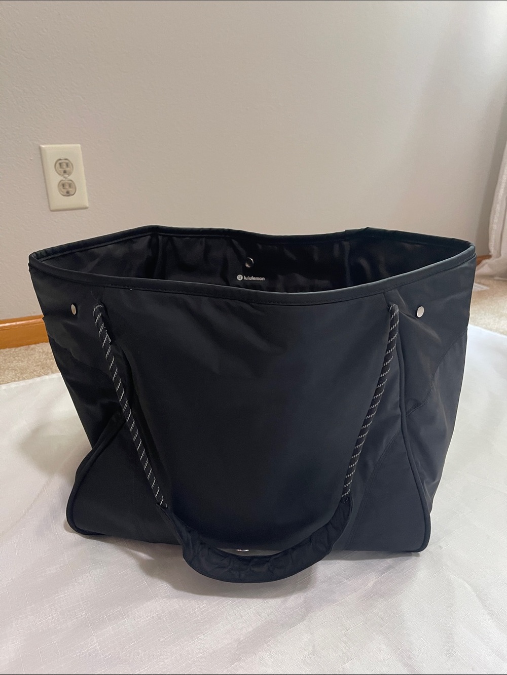 lululemon athletica Black Nylon Rope-Handle Tote